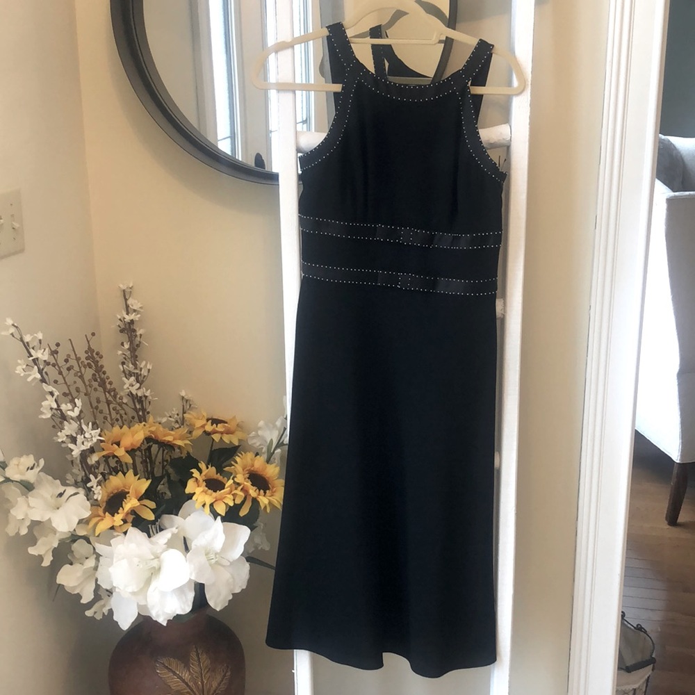 Ann Taylor  Pearl Lined Little Black Dress.  Size 4.
